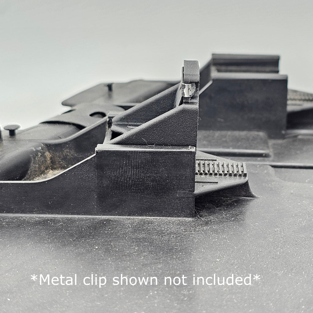 Audi A8 D2 Headlight Mounting Clip