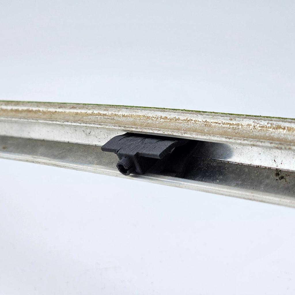 Audi A8 D2 Bumper Trim Mounting Clip 4D0807249 C