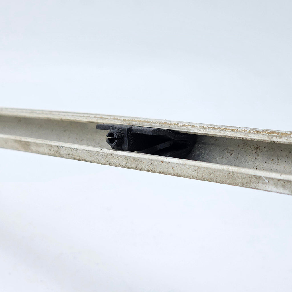 Audi A8 D2 Bumper Trim Mounting Clip 4D0807249 C
